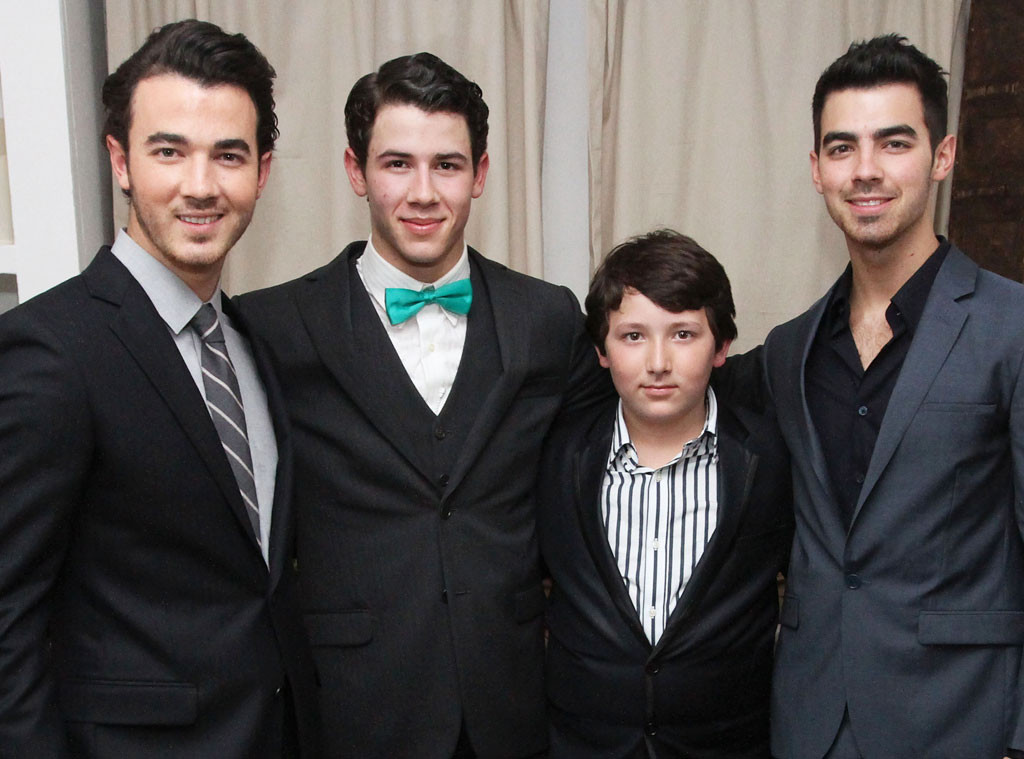 Kevin Jonas, Nick Jonas, Frankie Jonas, Joe Jonas.